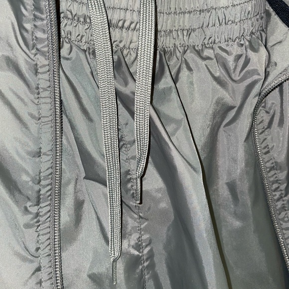 Nike Tracksuit Set (M) Gray w Blue & Silver Strip - Picture 14 of 16